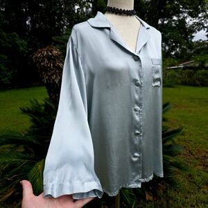 SILKSILKY Pajama Top Size XL Light Blue Button Down Long Sleeve 100% Silk
